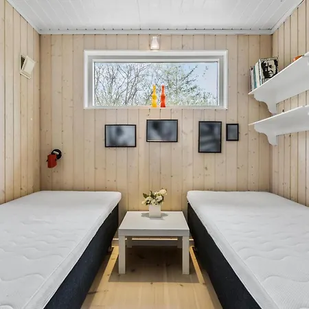 Schönes Haus Mit 2 Schlafzimmern In Ferienhaus *